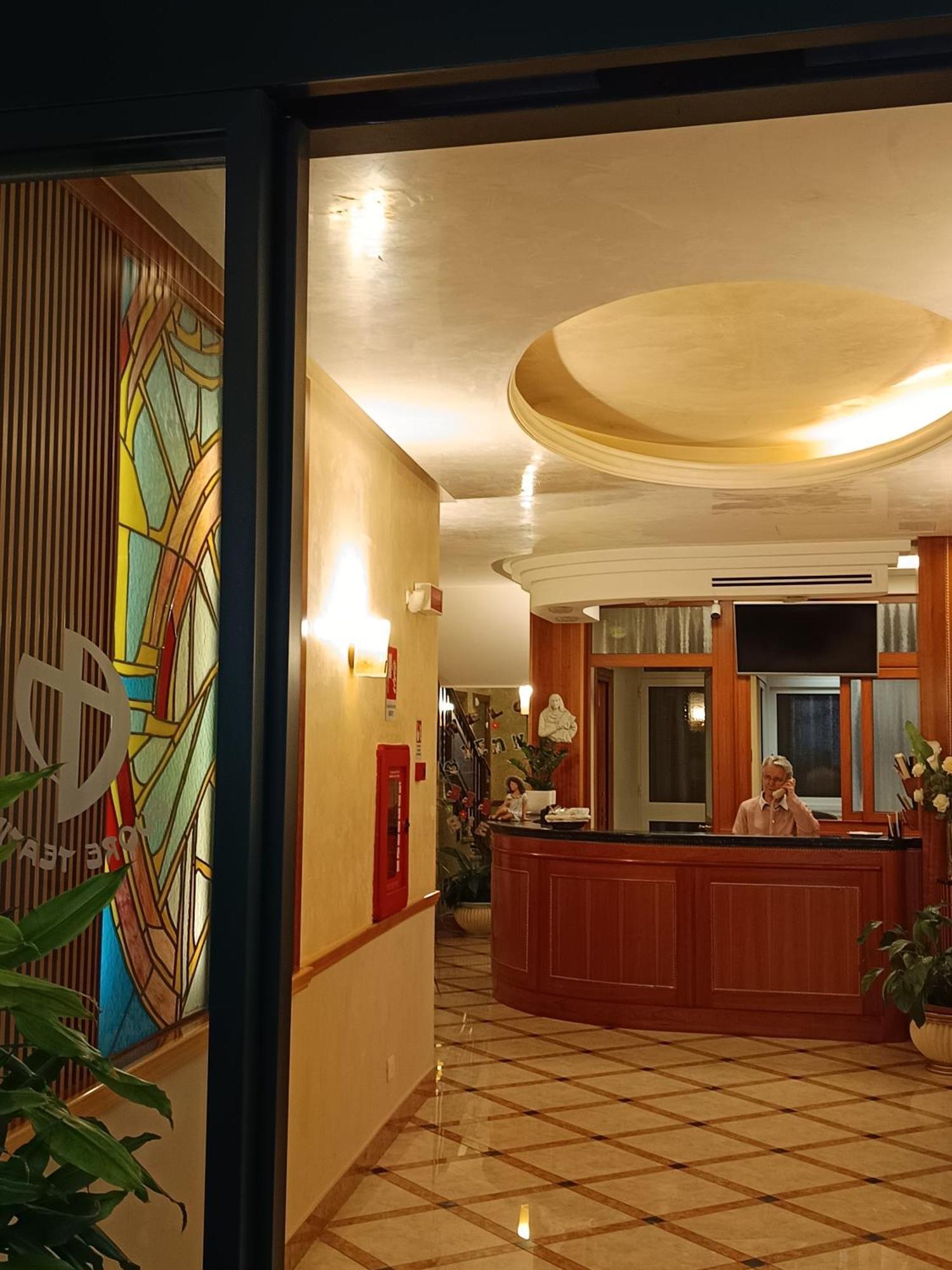Guest house Casa Per Ferie Mater Ecclesiae Delle Suore Teatine Rome